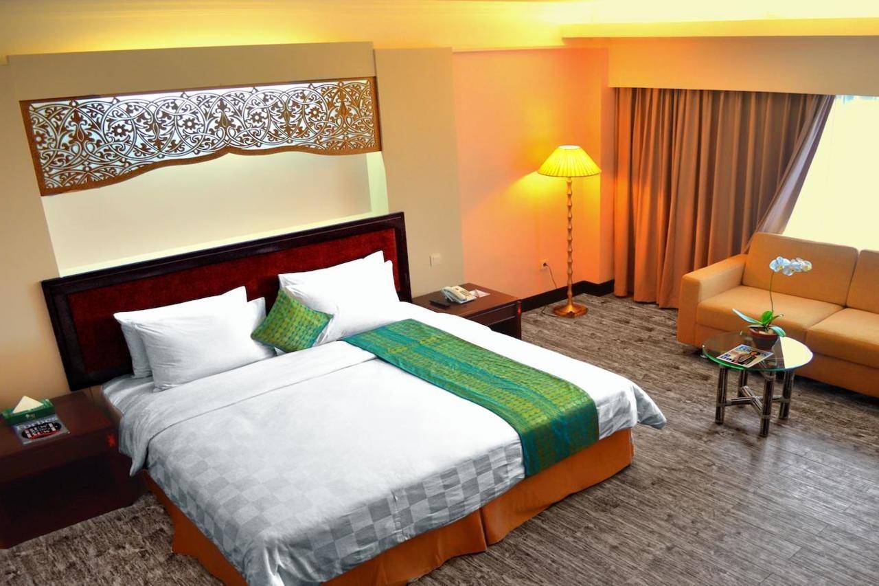 Kyriad Bumiminang Hotel Παντάνγκ Εξωτερικό φωτογραφία
