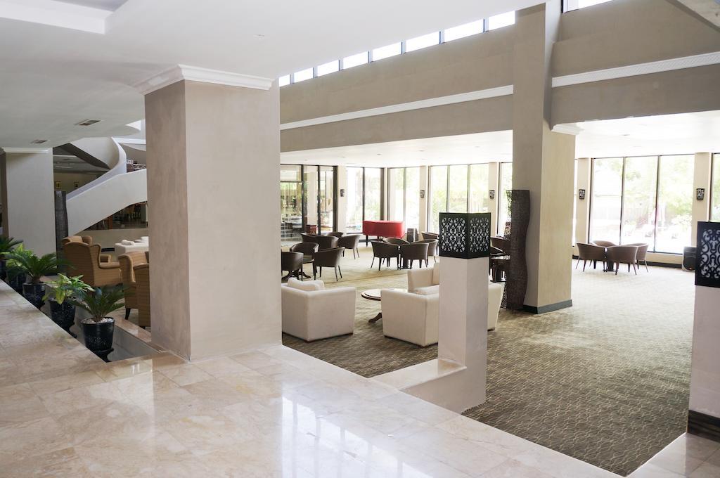 Kyriad Bumiminang Hotel Παντάνγκ Εξωτερικό φωτογραφία