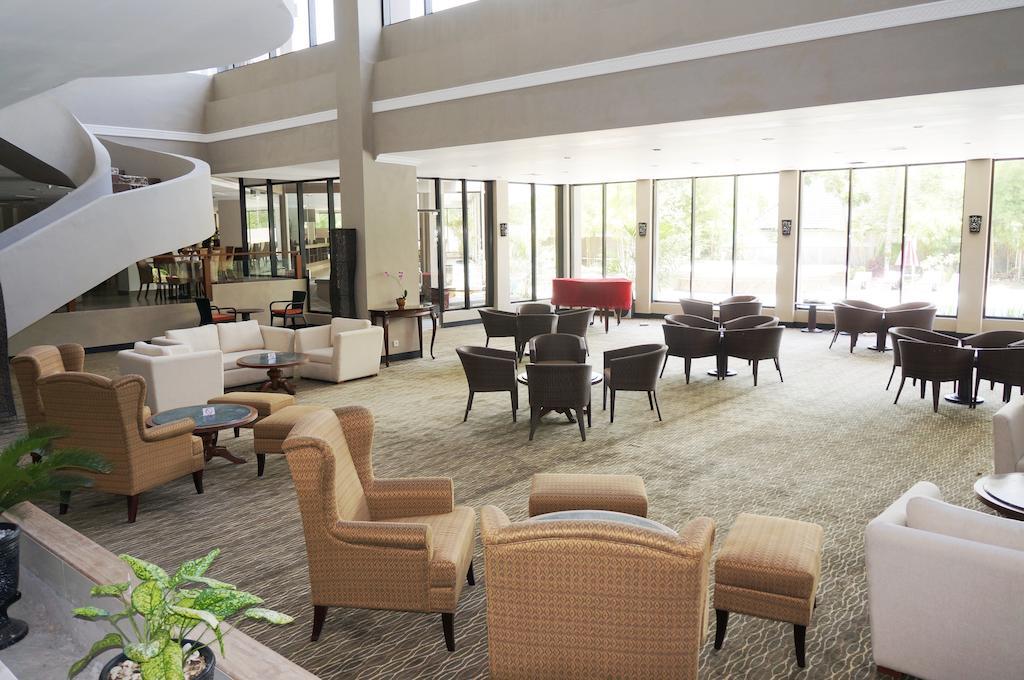 Kyriad Bumiminang Hotel Παντάνγκ Εξωτερικό φωτογραφία